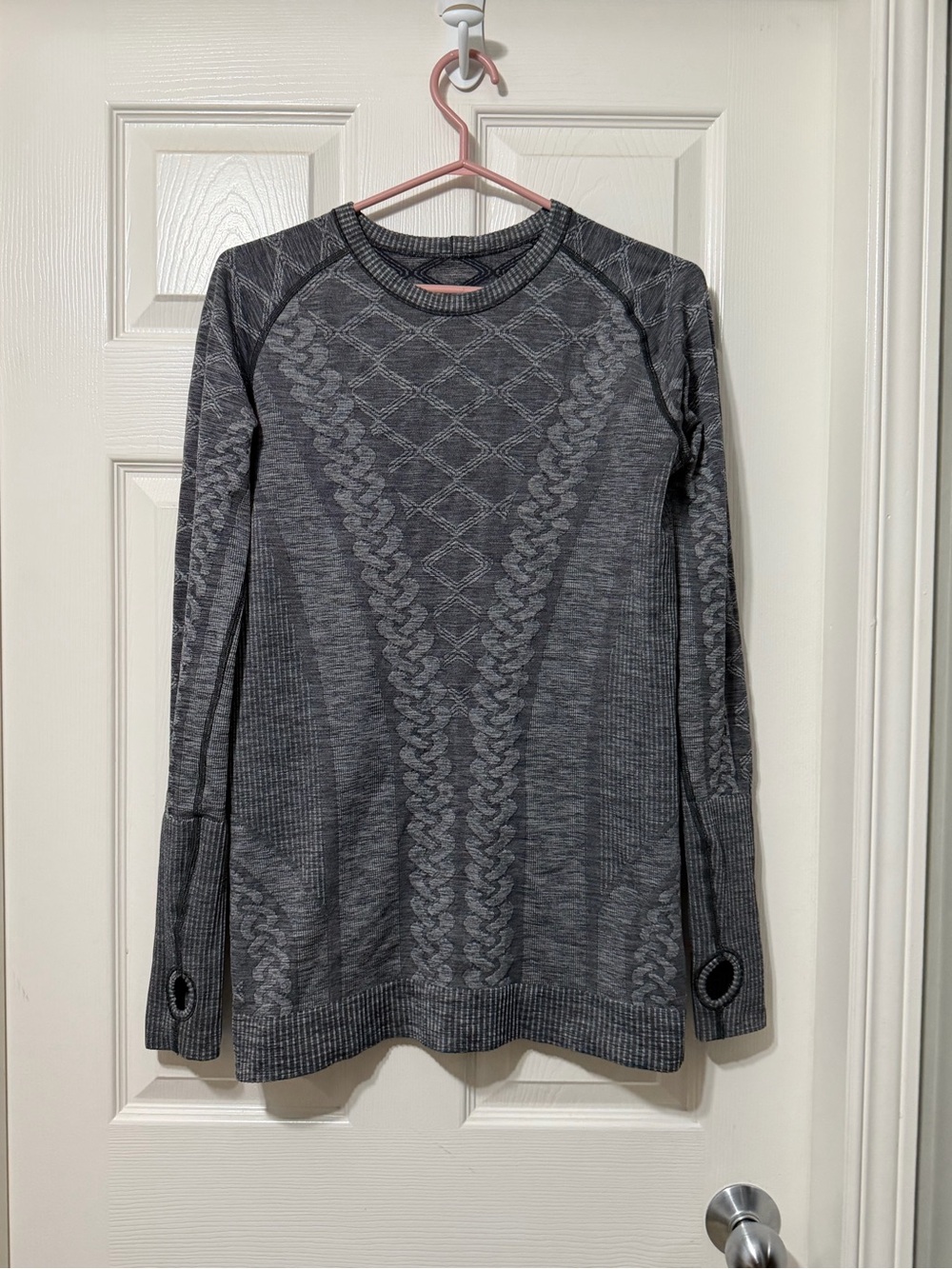 Lululemon athletica womens rest less pullover long sleeve size 10 euc